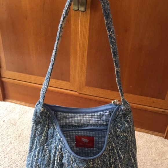 Lily Waters Expressions Quilted Floral Shoulder Zip Bag Blue White - Picture 6 of 16